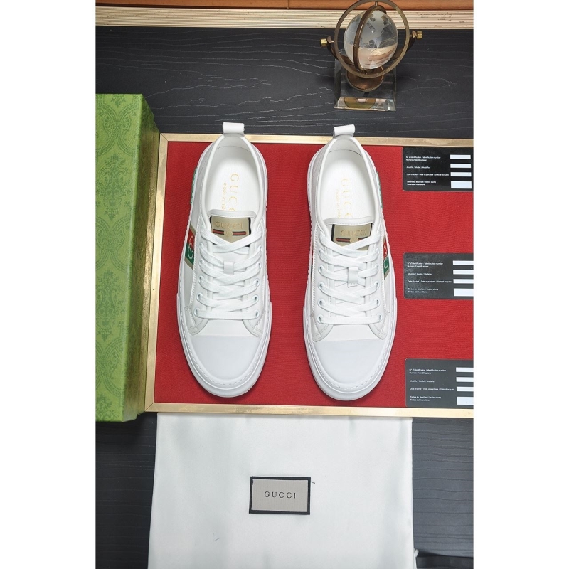 G*u*i casual shoes